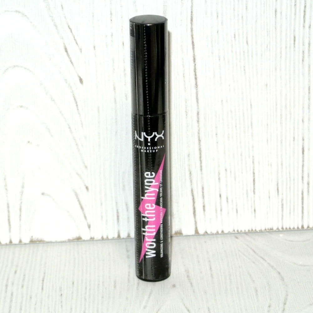 NYX worth the Hype mascara Full size New Sealed - Picture 1 of 3